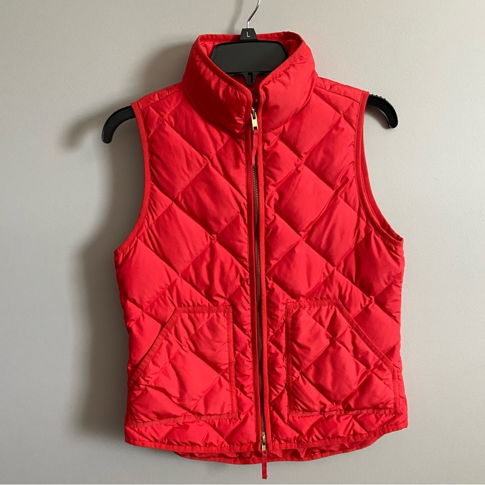 J Crew Burnt Orange Quilted Puffer Vest Size XS.